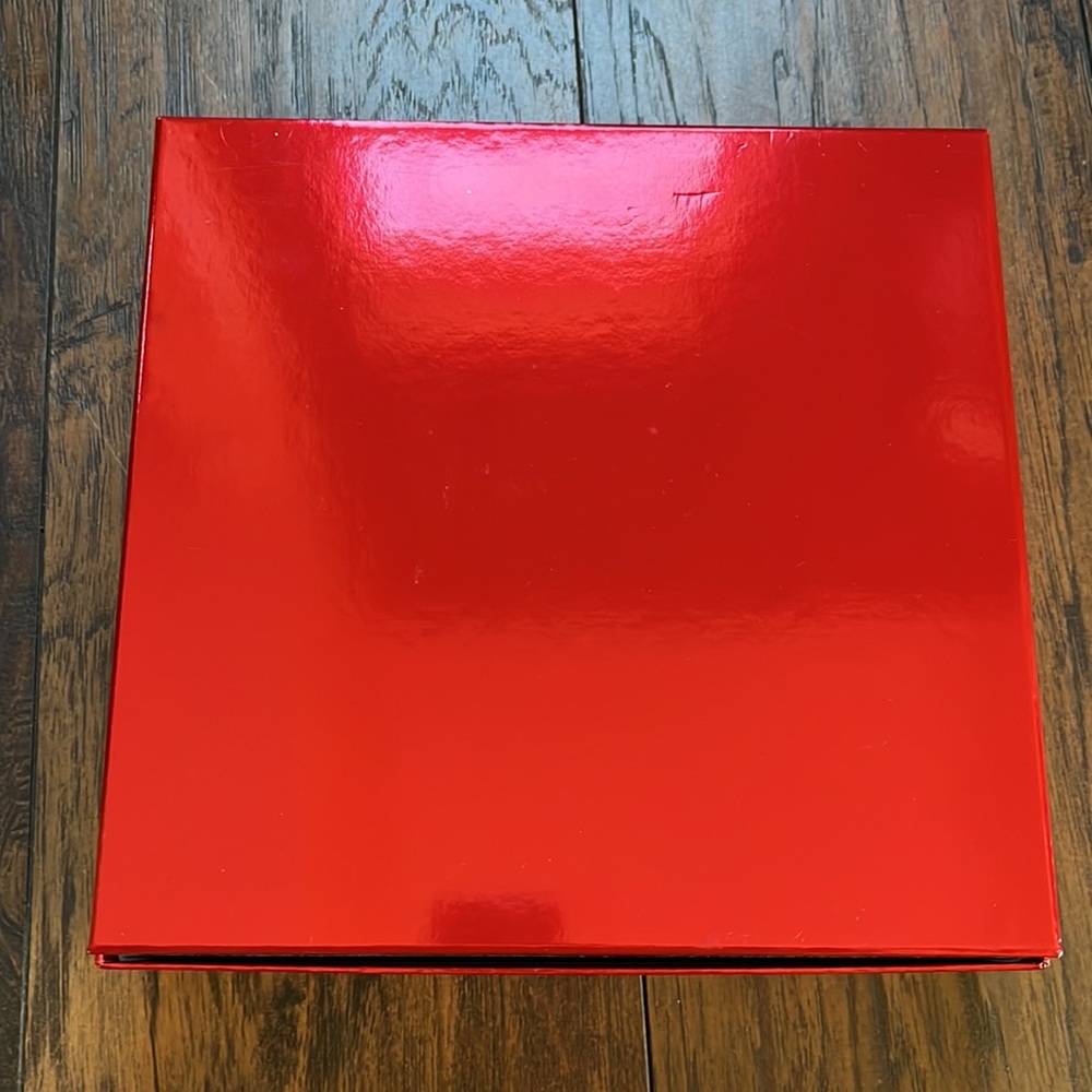 Jimmy Choo Red Box - Picture 8 of 10